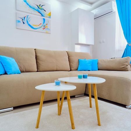 La Lorre Lux Apartment Ягодина Екстериор снимка