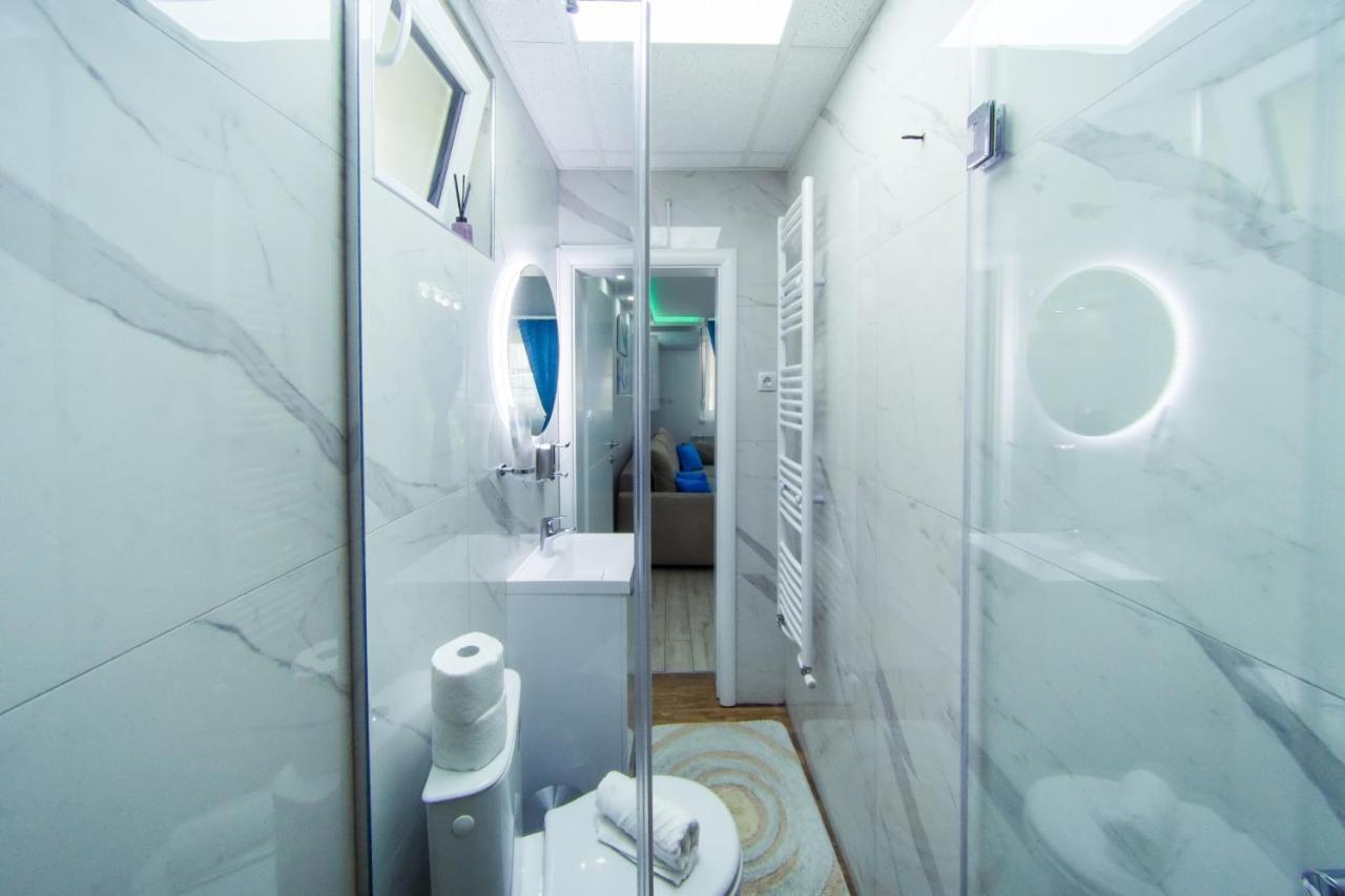 La Lorre Lux Apartment Ягодина Екстериор снимка