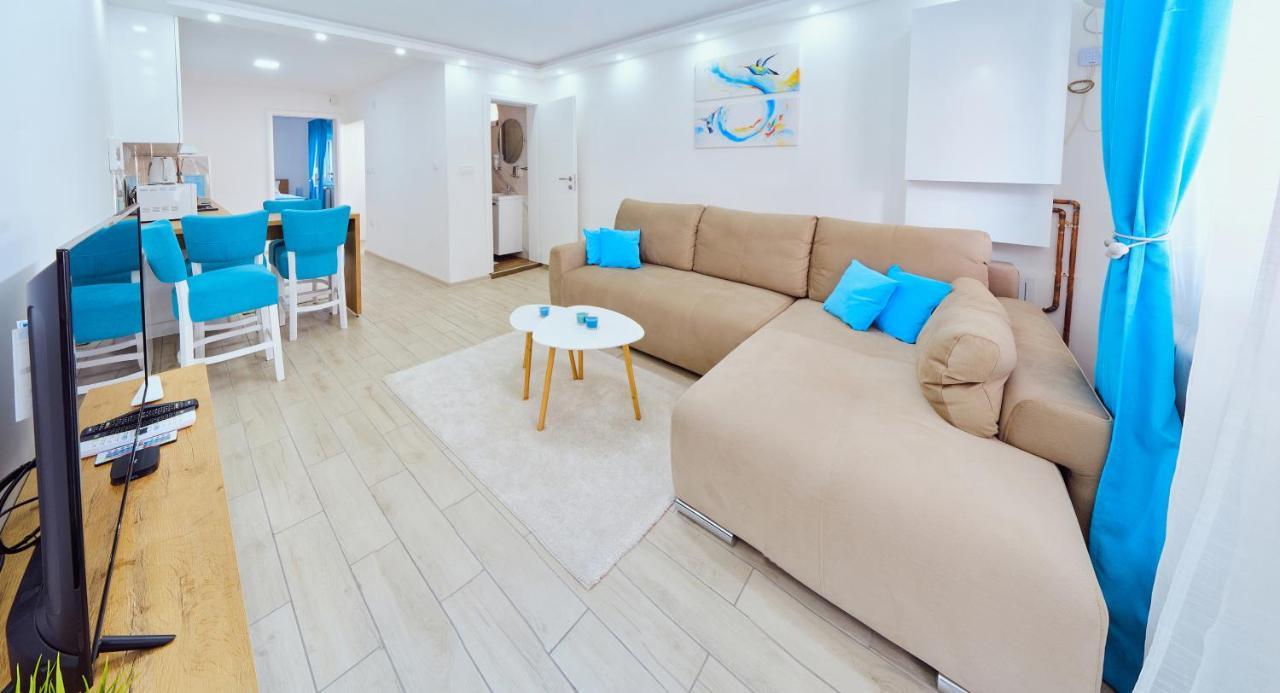 La Lorre Lux Apartment Ягодина Екстериор снимка